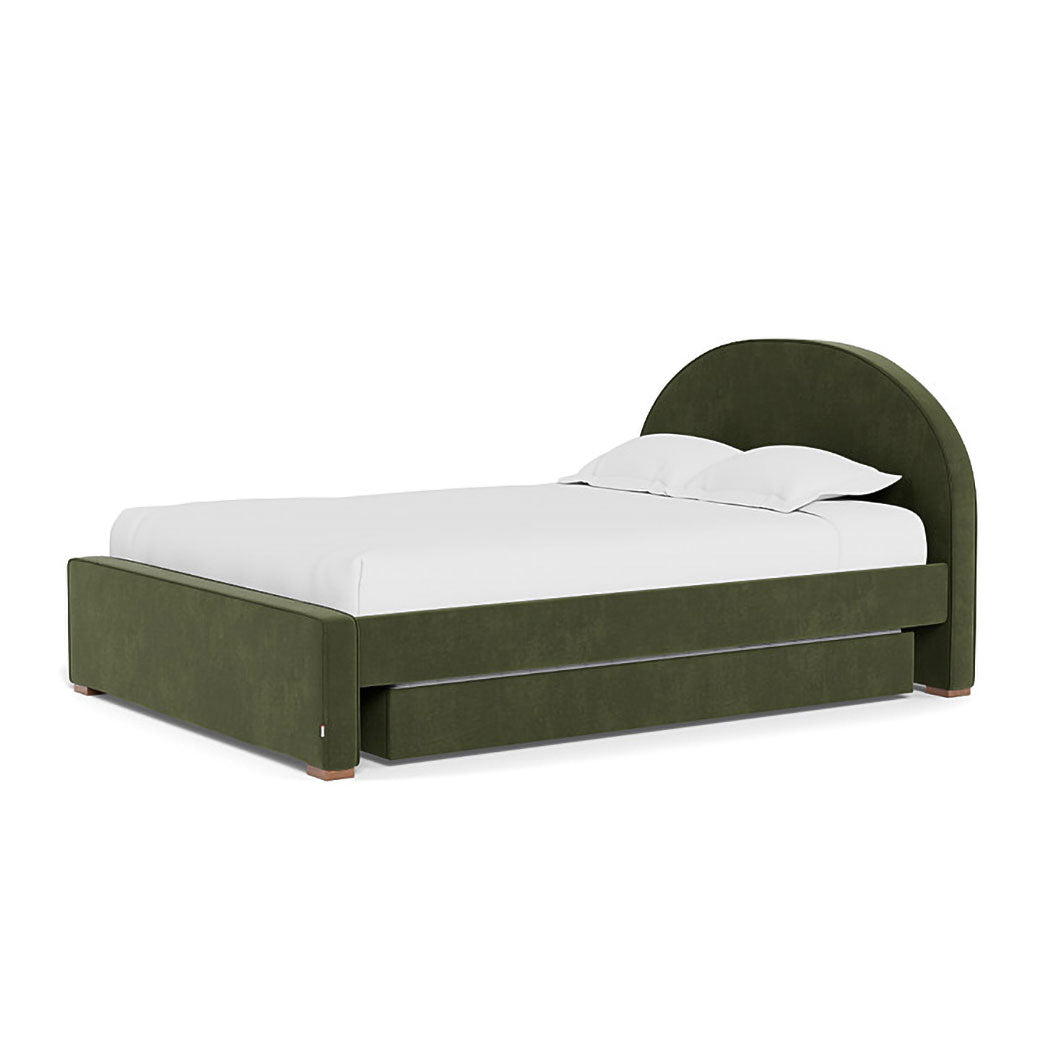 Right side view of Monte Luna Queen/King Bed two trundles in -- Color_Moss Green Velvet _ 2 Trundle Beds