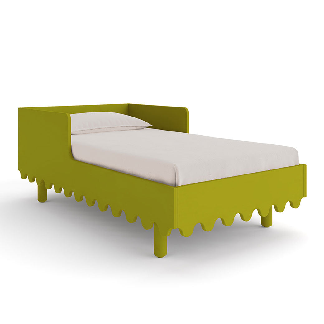 Oeuf Moss Toddler Bed in -- Color_Peapod