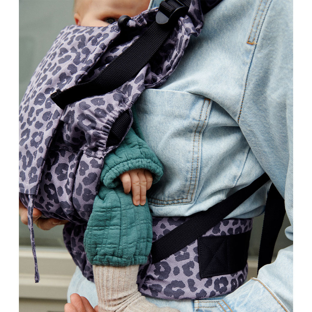 Closeup of baby in Stokke Limas Carrier Flex in -- Lifestyle