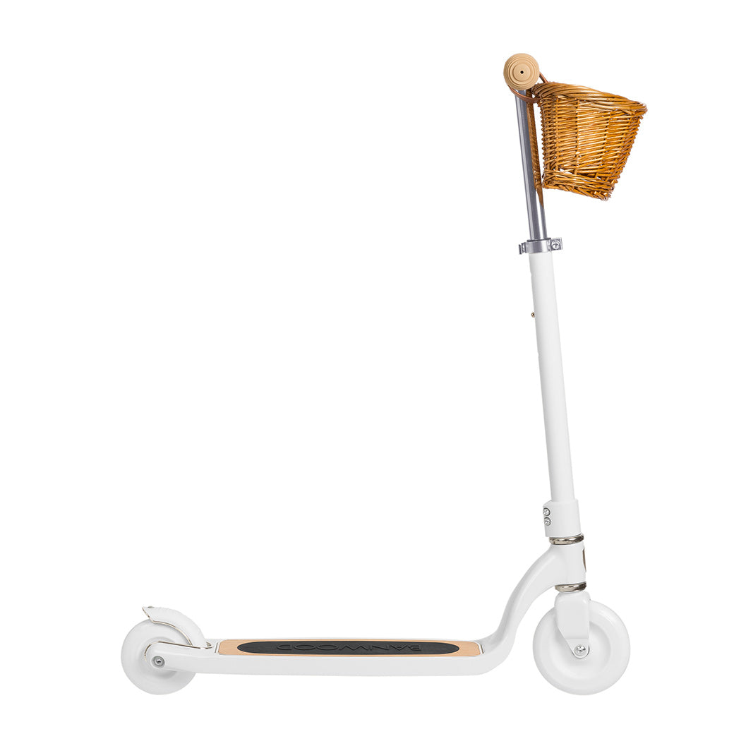 Side view of Banwood Maxi Scooter with beloved wicker basket in -- Color_White