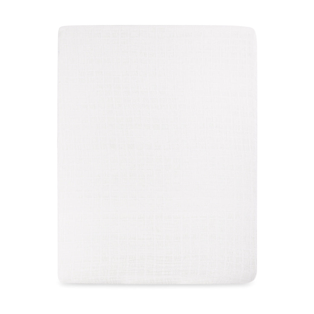 Front view of Babyletto's All-Stages Midi Crib Sheet In GOTS Certified Organic Muslin Cotton in -- Color_White
