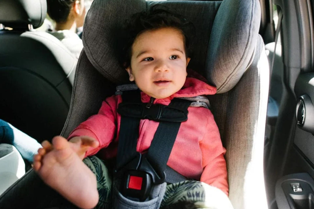 Clek Foonf vs Fllo: Which Convertible Car Seat Is Right for You?