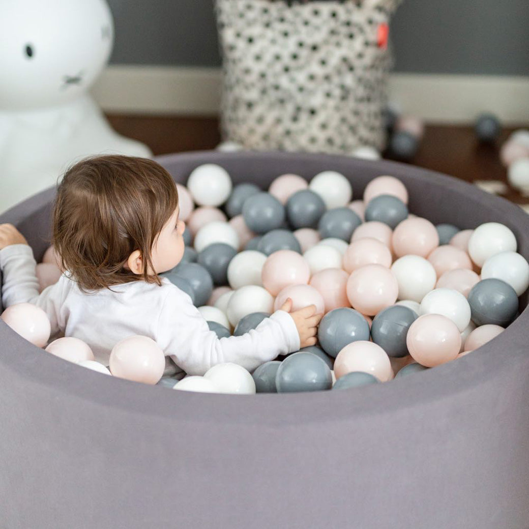 Ball Pit With Organic Cotton Cover + Balls