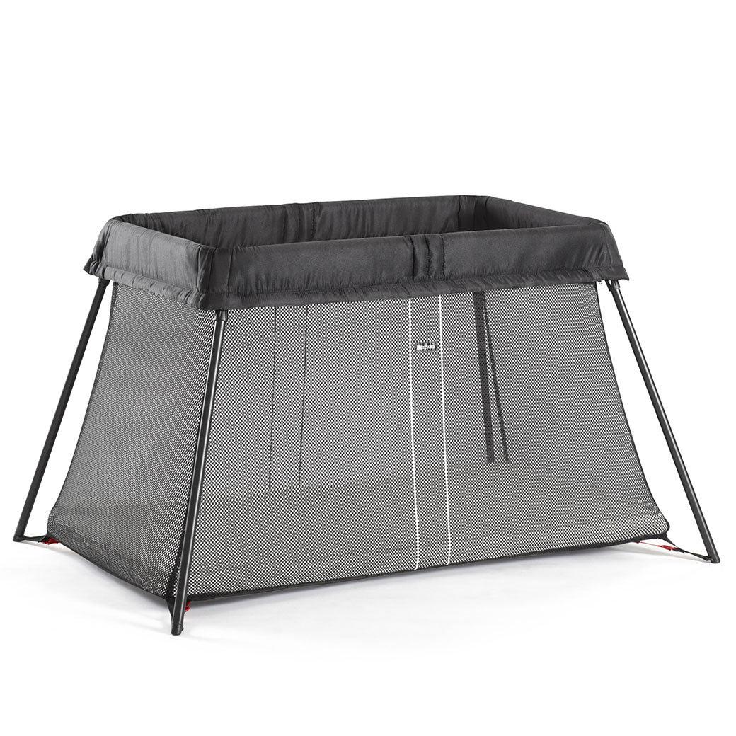 ベビービョルン プレイヤード Babybjorn travel crib 旅行 BABYBJÖRN Travel Crib Light + Fitted Sheet Bundle | Modern Nursery™