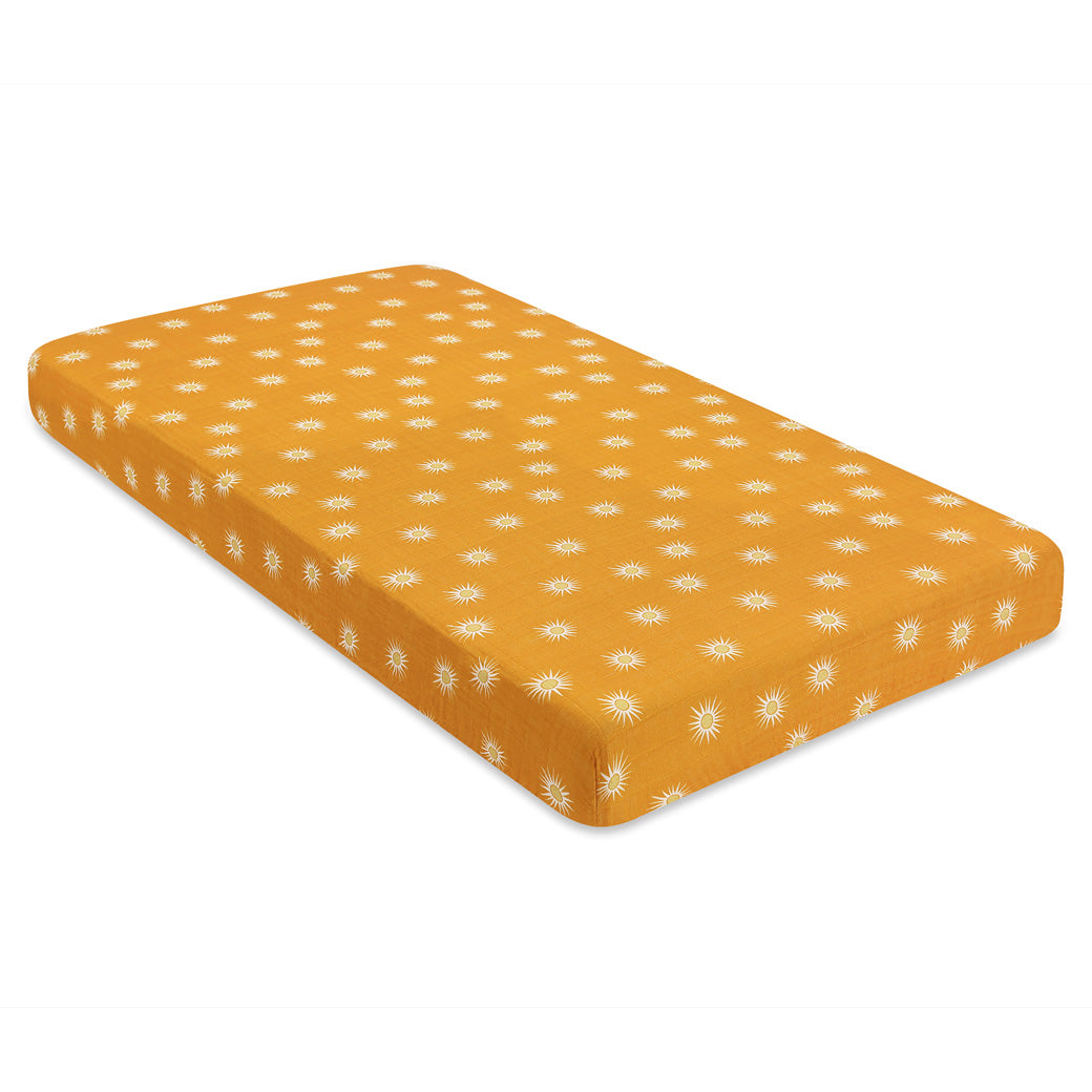 Crib Sheet In GOTS Certified Organic Muslin Cotton