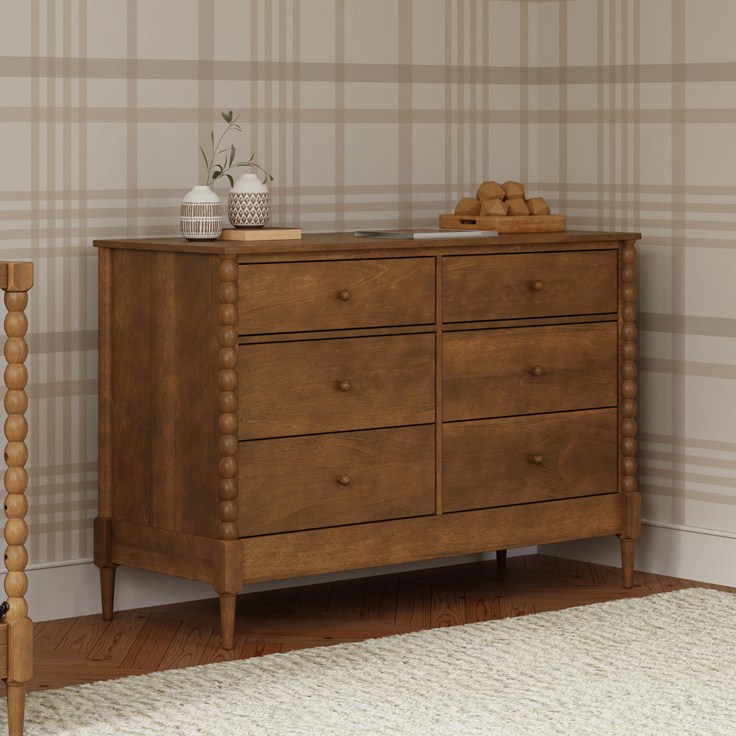 Lainey Bobbins 6-Drawer Dresser