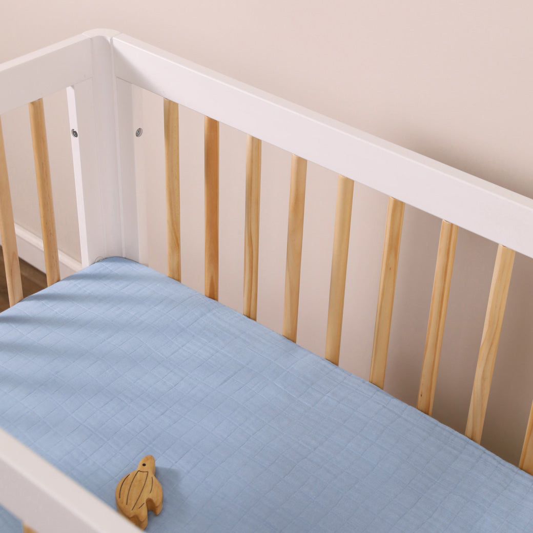 Mini Crib Sheet In GOTS Certified Organic Muslin Cotton