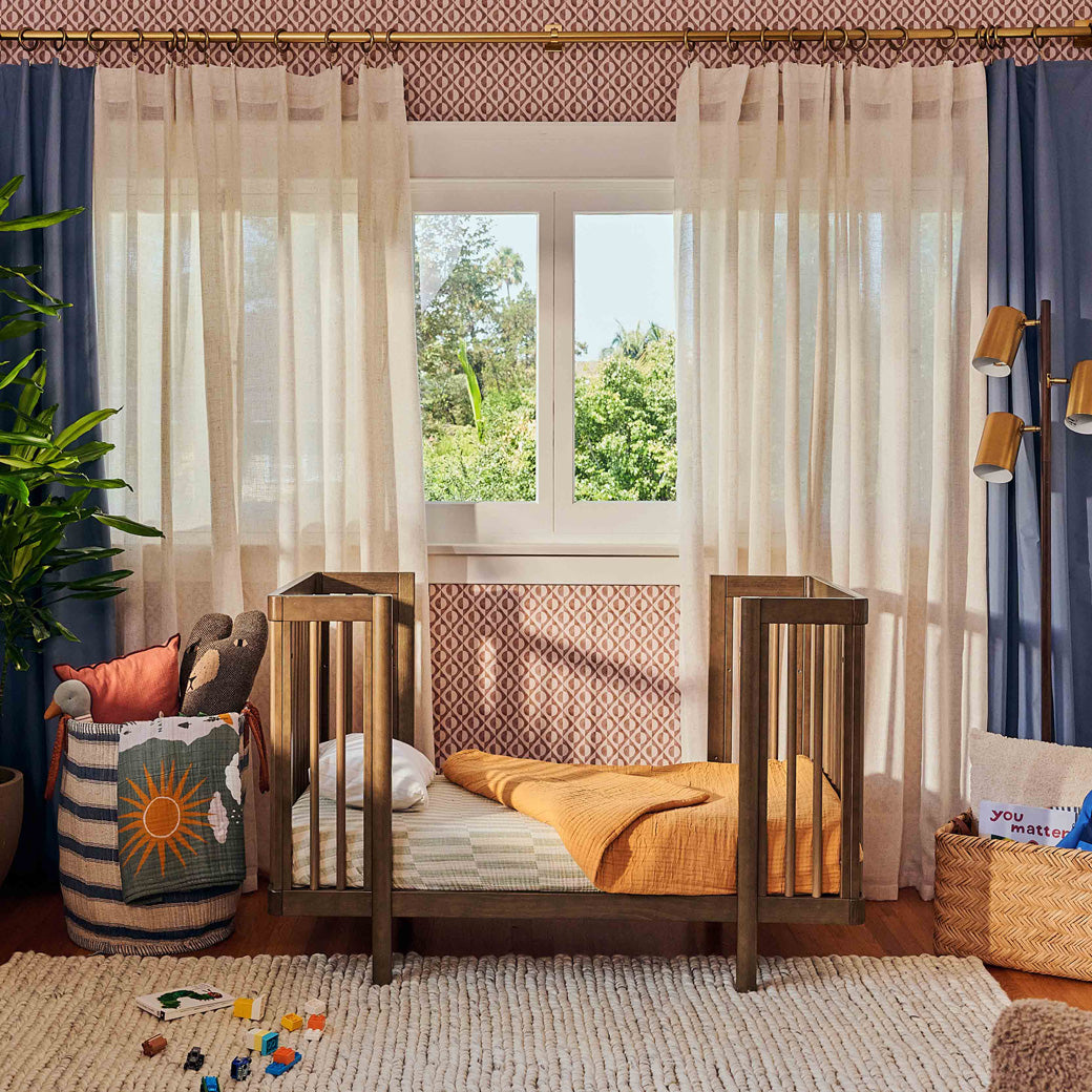 Pogo 8-in-1 Convertible Crib with All-Stages Conversion Kits