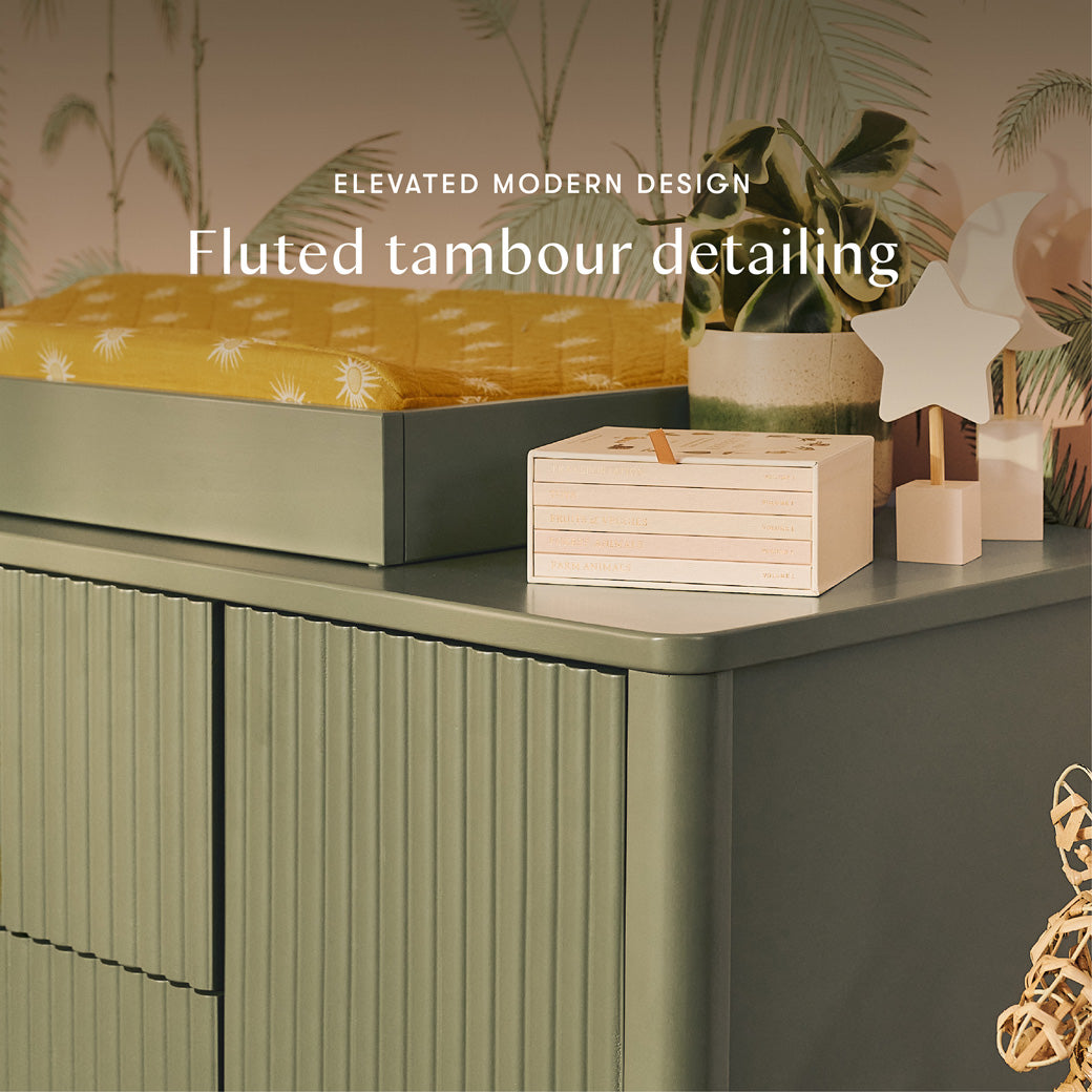 Pogo Tambour Dresser