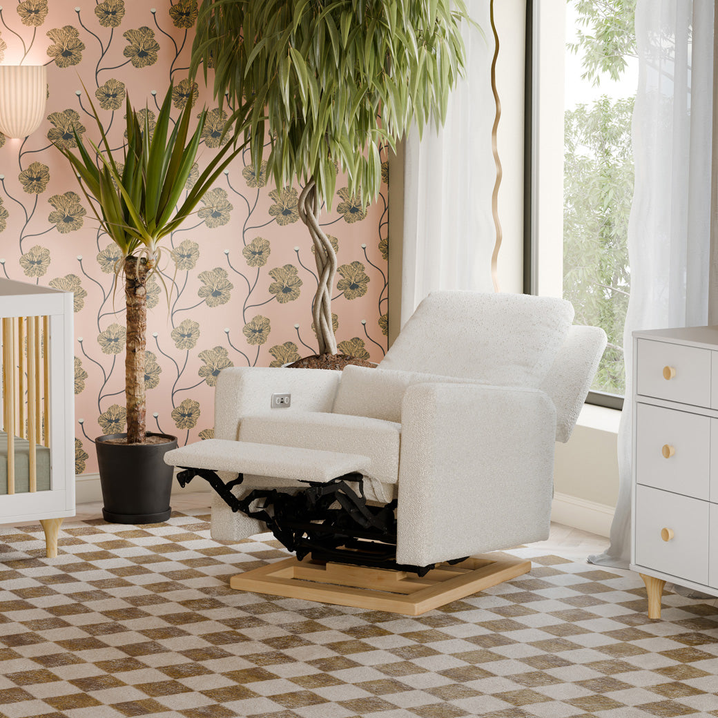 Sigi Electronic Glider Recliner