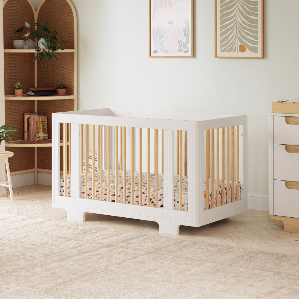 Yuzu 8-In-1 Convertible Crib With All Stages Conversion Kits