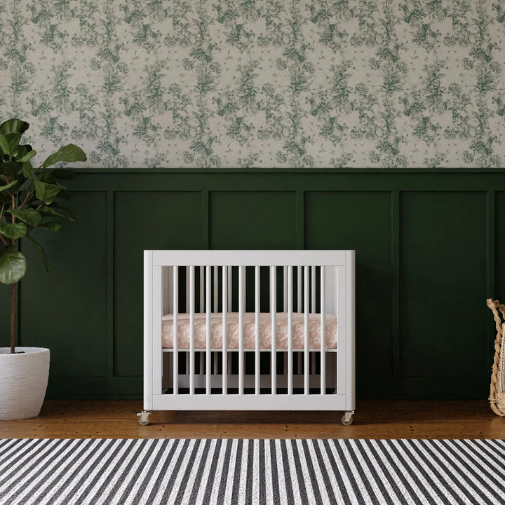 Yuzu 8-In-1 Convertible Crib With All Stages Conversion Kits