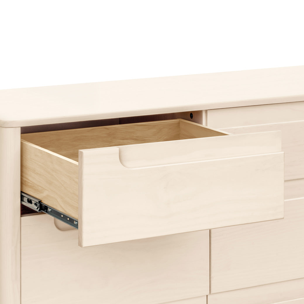 Yuzu 9-Drawer Dresser