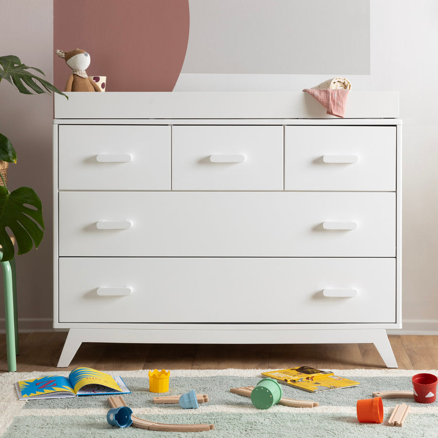Dadada Soho 5-Drawer Dresser | Modern Nursery Dadada Soho 5-Drawer Dresser | Modern Nursery