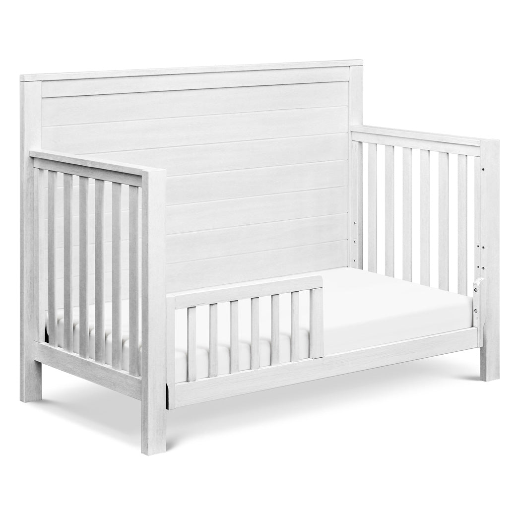DaVinci Fairway 4-in-1 Convertible Crib in -- Color_Cottage White