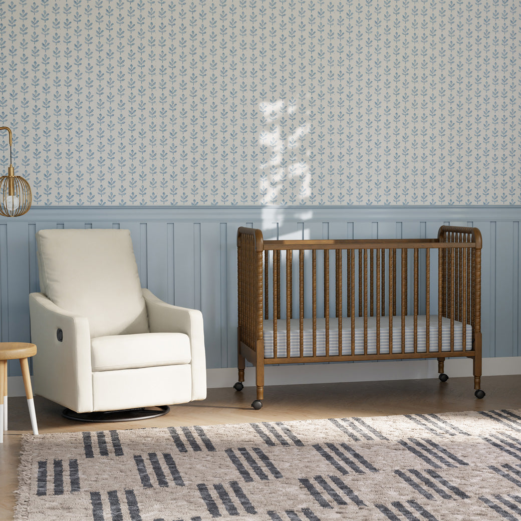 DaVinci Jenny Lind 3-in-1 Convertible Crib | Modern Nursery™