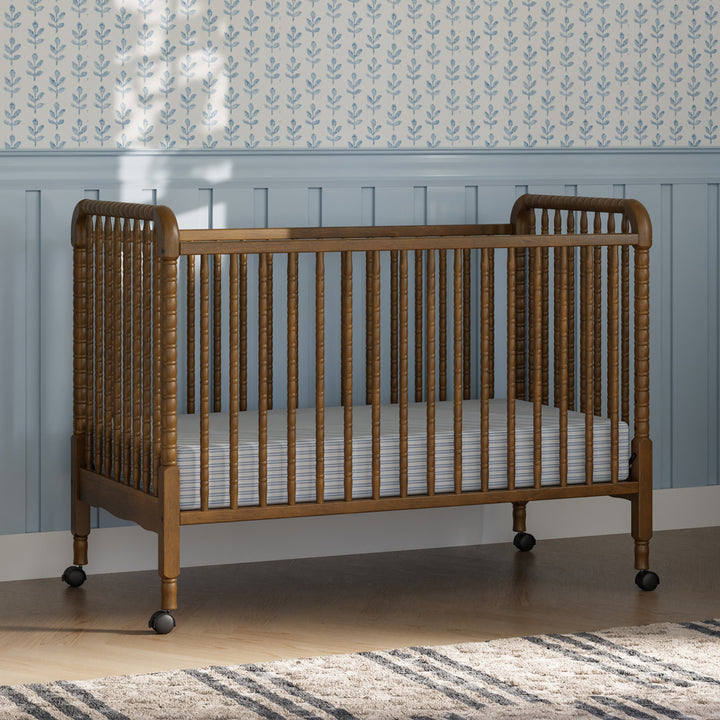 Jenny Lind 3-in-1 Convertible Crib