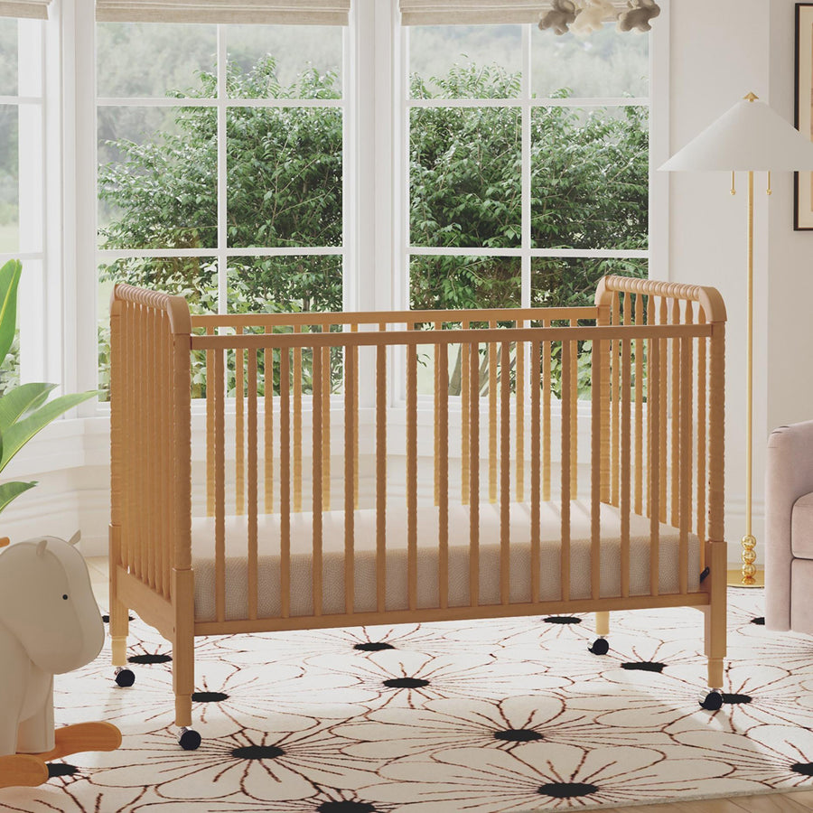 DaVinci Jenny Lind 3-in-1 Convertible Crib Modern Nursery™