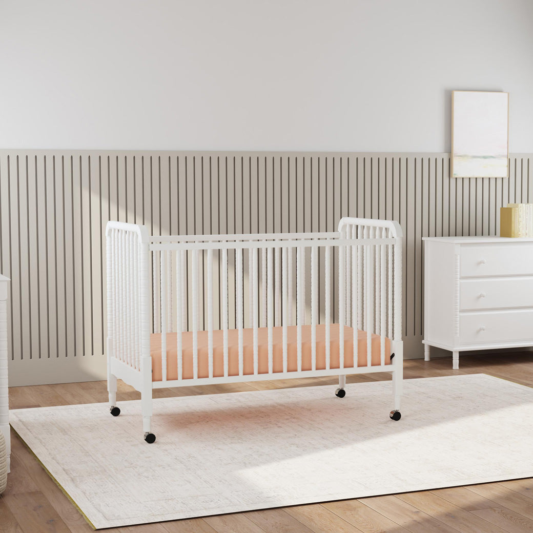 Jenny Lind 3-in-1 Convertible Crib