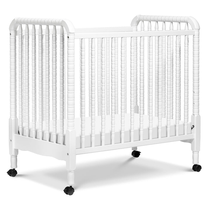 Jenny Lind 3-in-1 Convertible Mini Crib