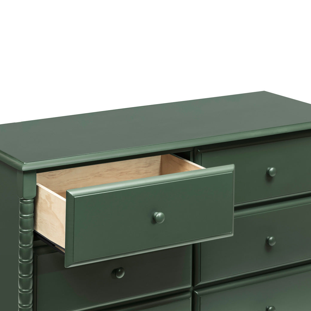 DaVinci Jenny Lind Spindle 6-Drawer Dresser | Modern Nursery™