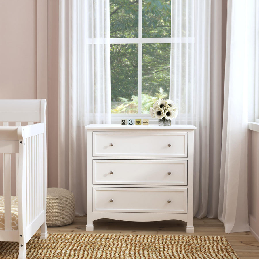 Kalani 3 Drawer Dresser DaVinci Color: White