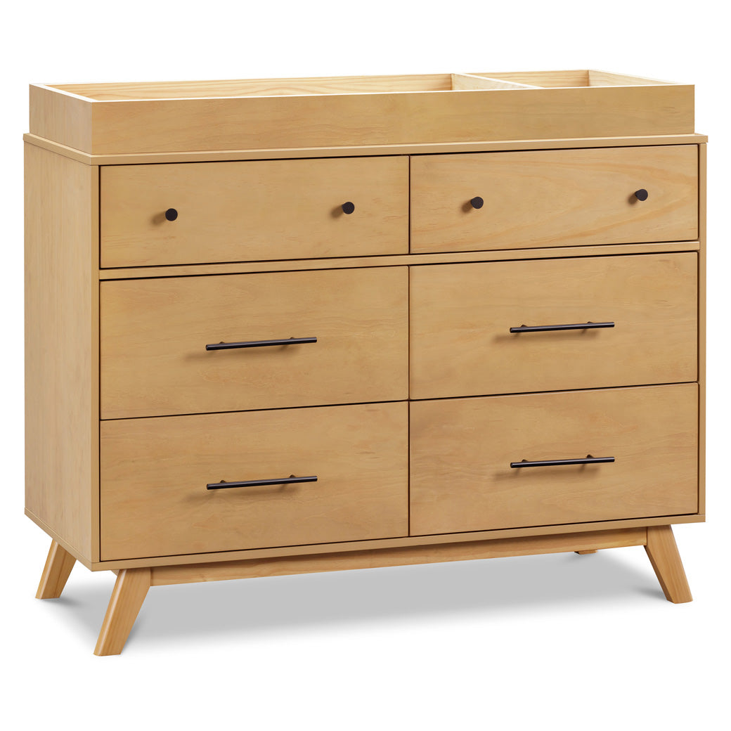 DaVinci Otto 6-Drawer Dresser with changing tray  in -- Color_Honey