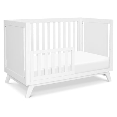 DaVinci Otto 3-in-1 Convertible Crib as a toddler bed  in -- Color_White _ Wood
