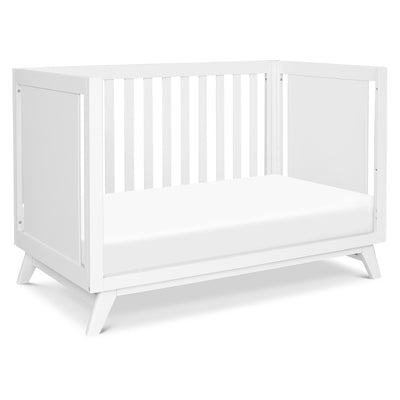 DaVinci Otto 3-in-1 Convertible Crib as a daybed in -- Color_White _ Wood