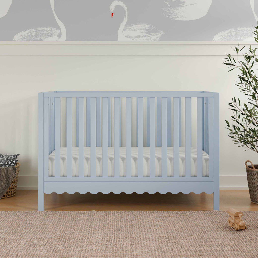 Sammy Scallop 4-in-1 Convertible Crib