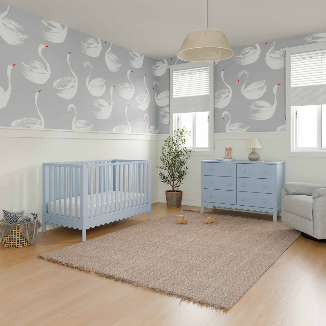 Sammy Scallop 4-in-1 Convertible Crib