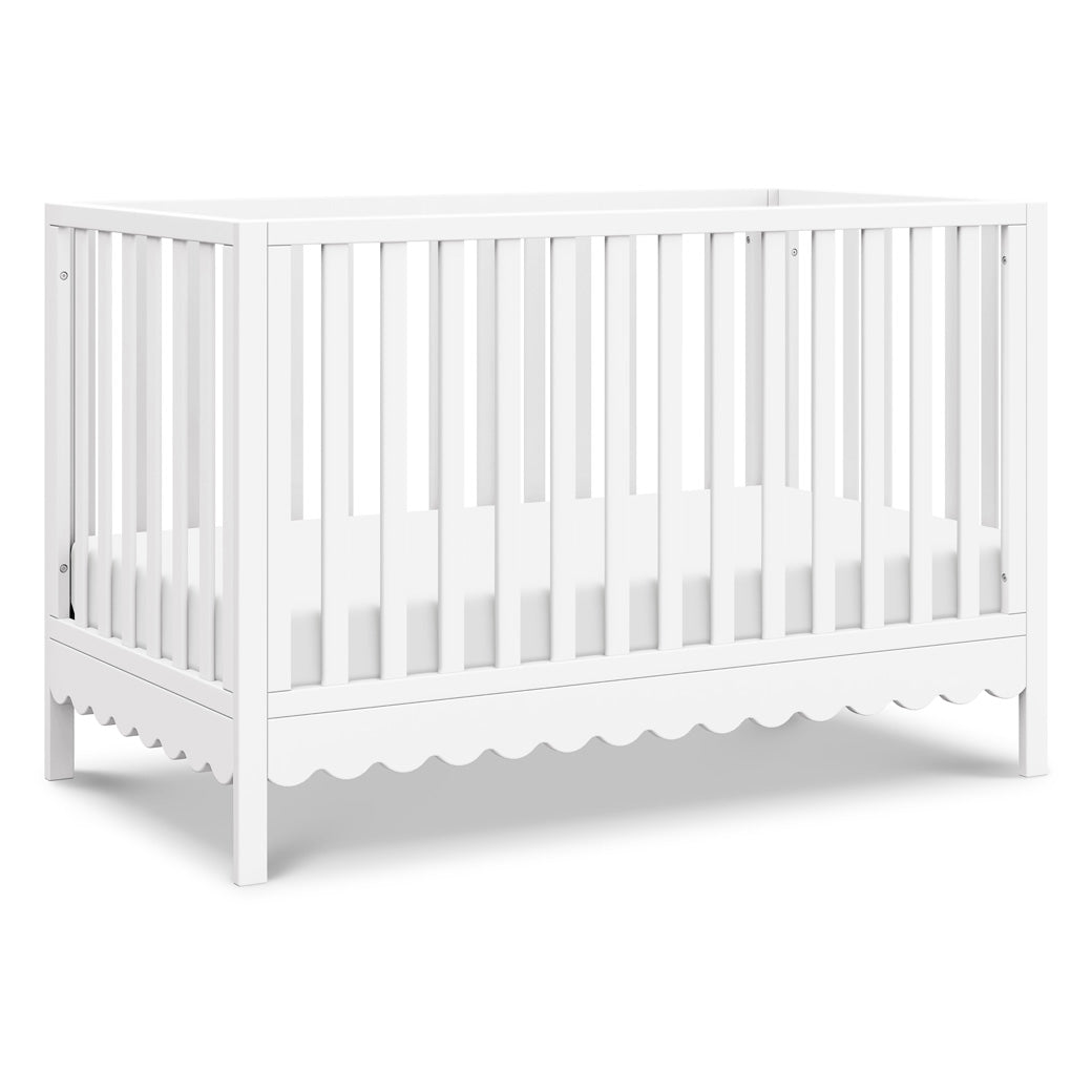 Sammy Scallop 4-in-1 Convertible Crib