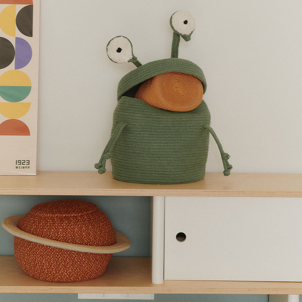 Alien Zog Basket