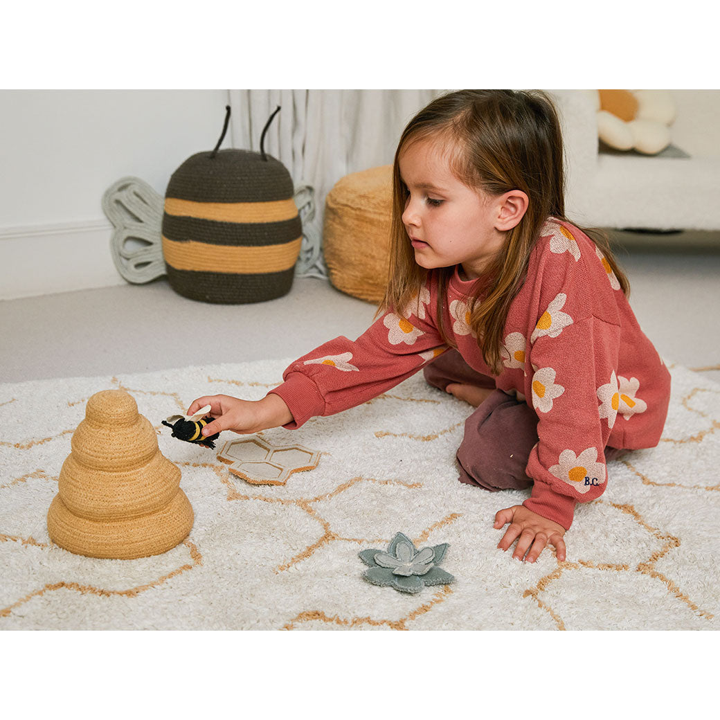 Pollination Play Rug
