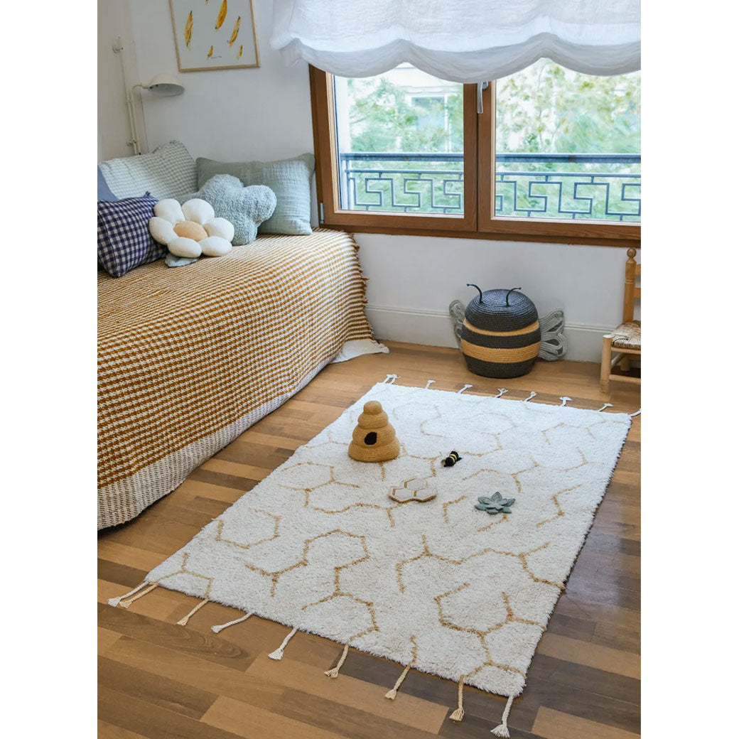 Bambury Daisy 100% Cotton Throw Rug – Straw Yellow/Honey Brown, 170x130cm, Floral Motif