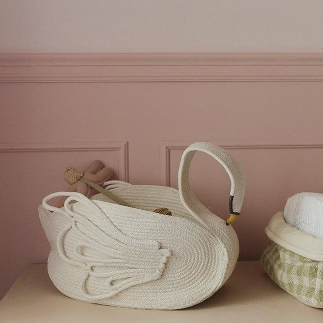 Swan Basket