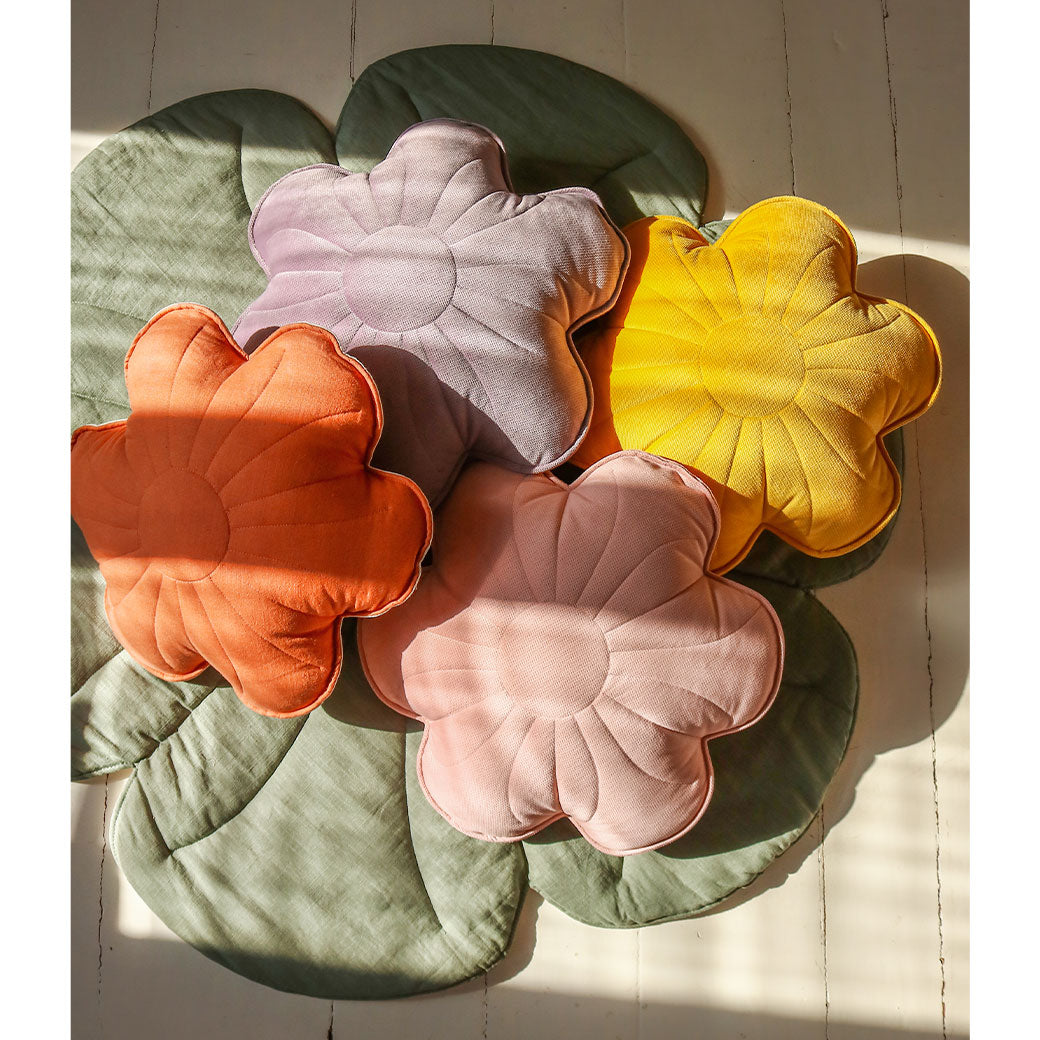Linen Flower Mat
