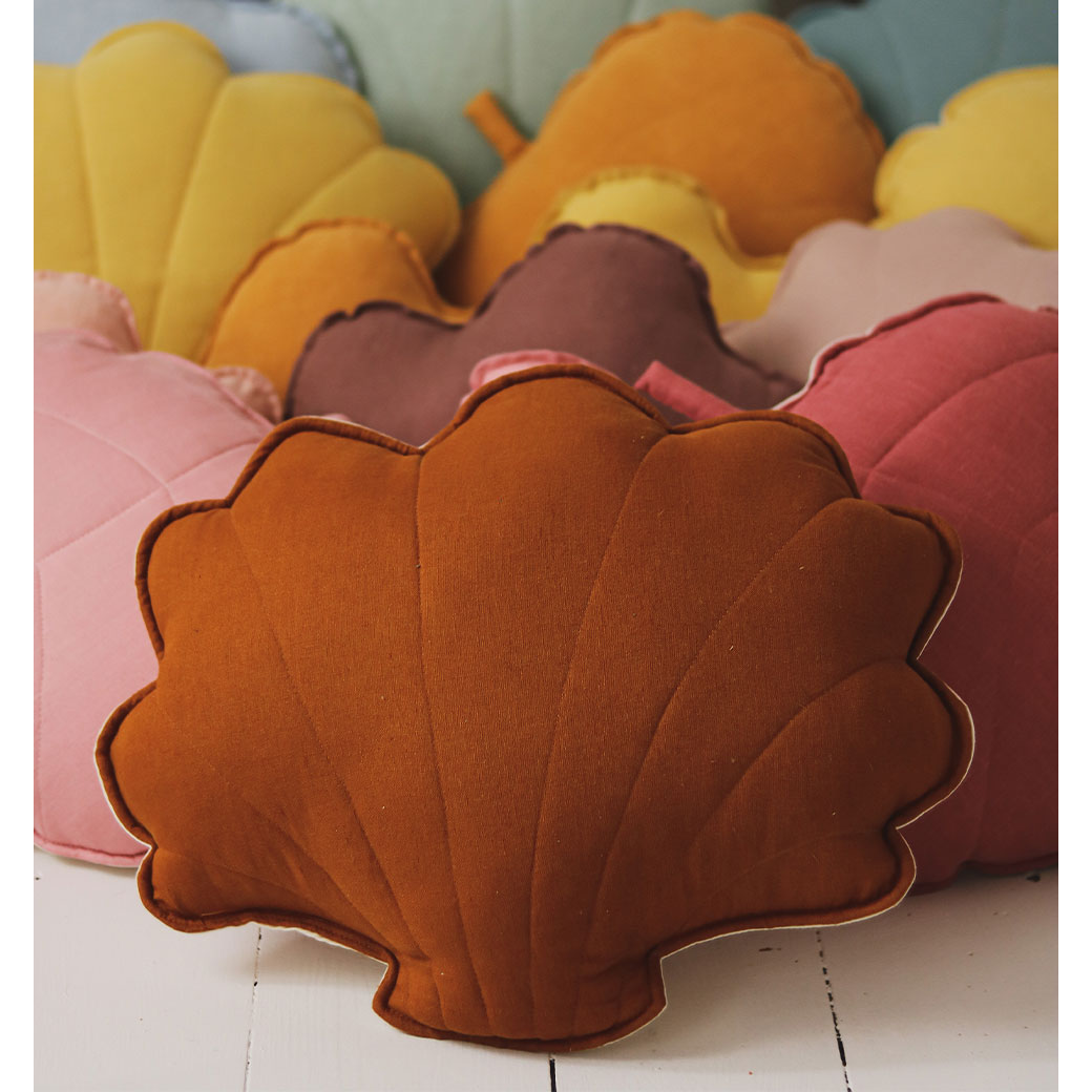 Linen Shell Pillow