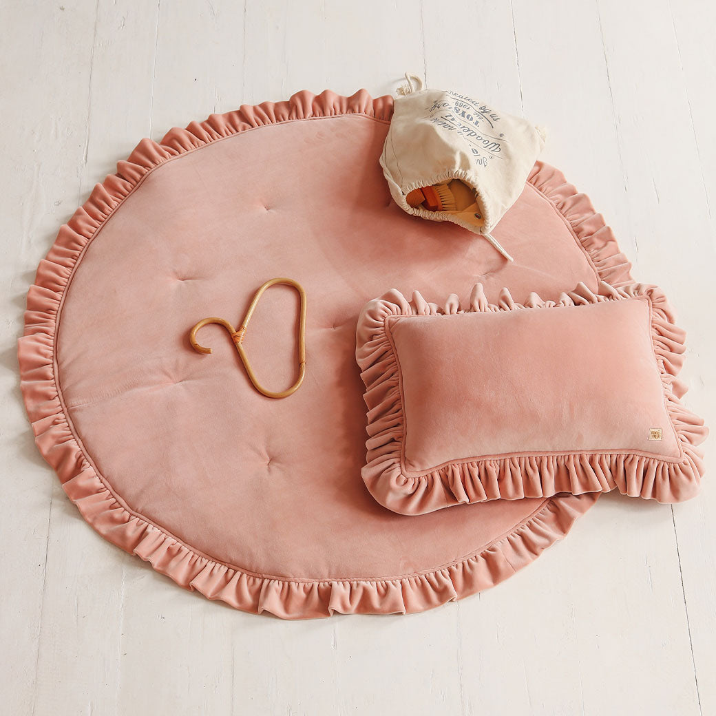 Round Mat with Frill