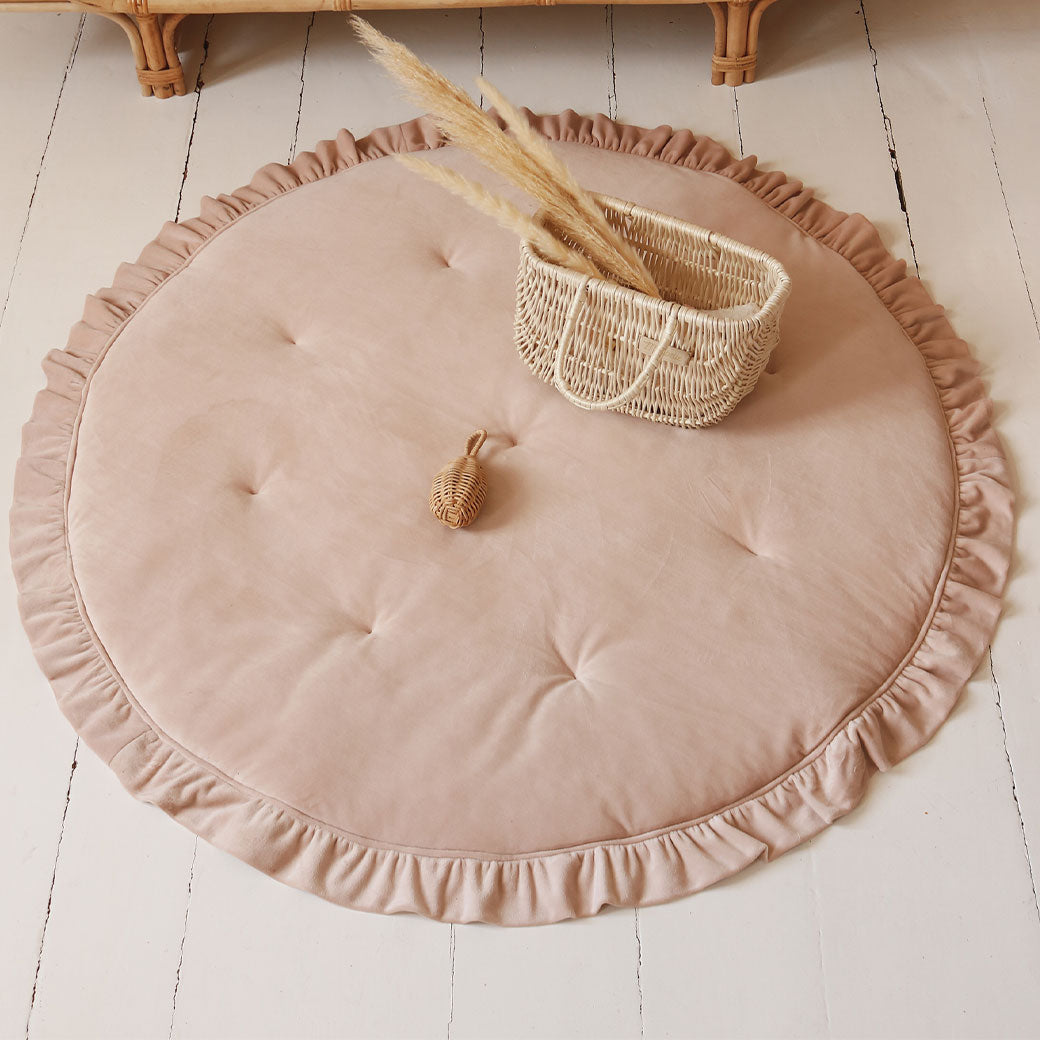 Round Mat with Frill