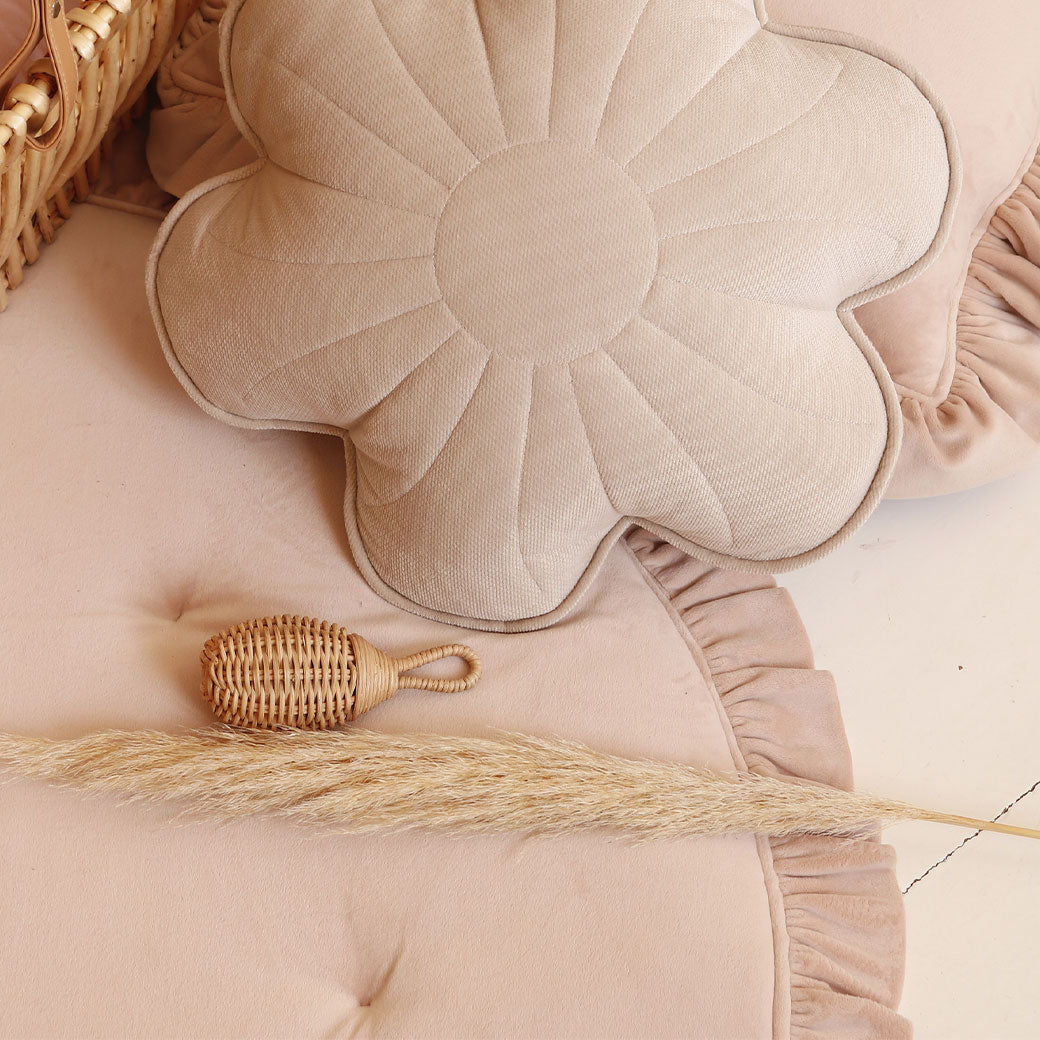 Round Mat with Frill