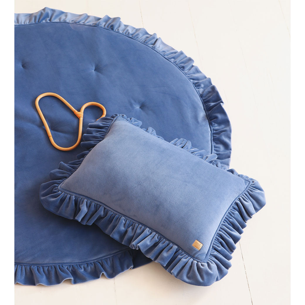 Round Mat with Frill