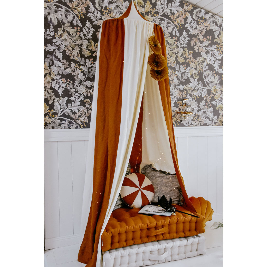 Round Patchwork Pillow