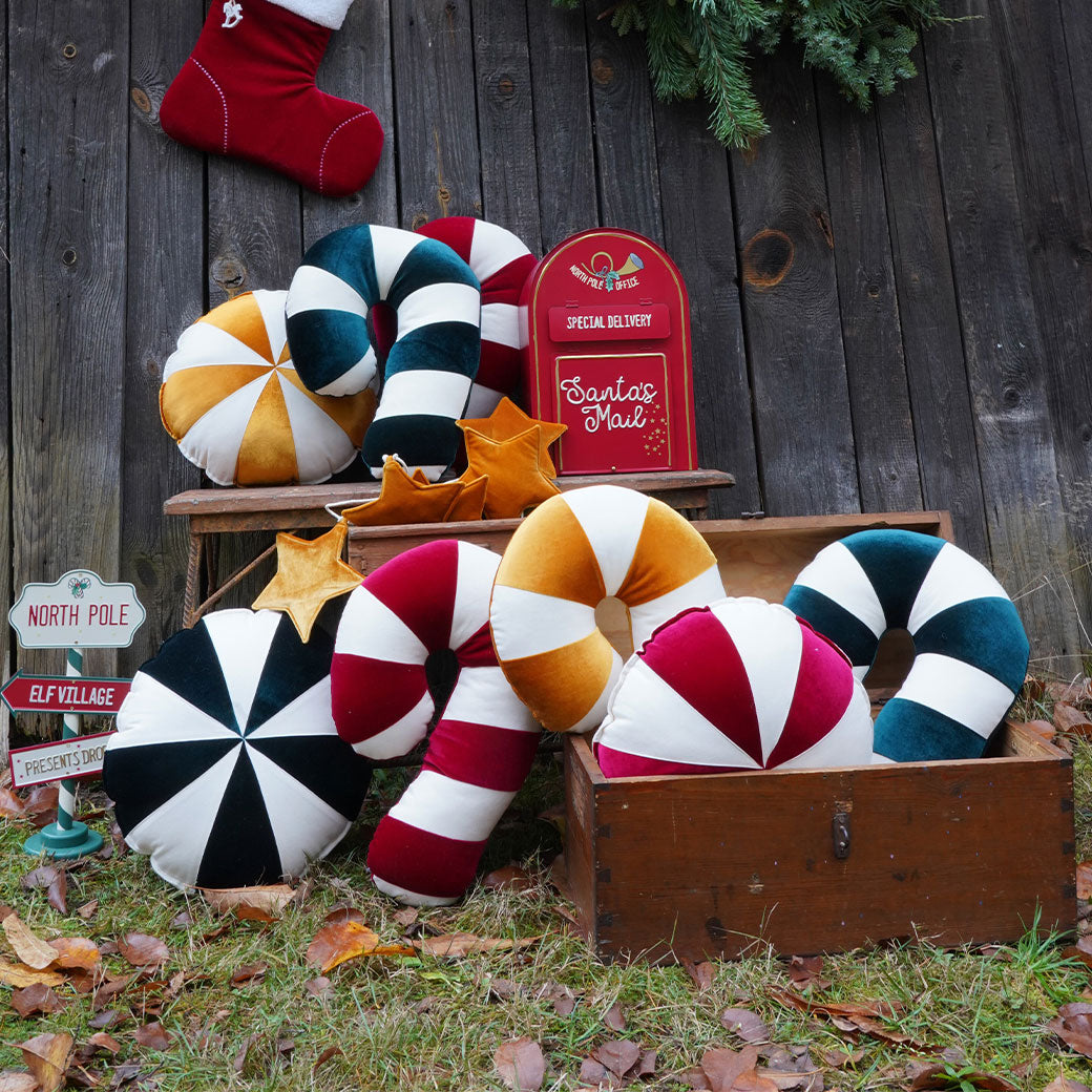 Round Patchwork Pillow