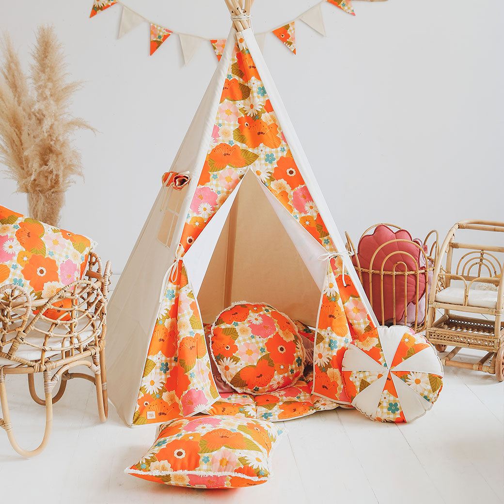 Round Patchwork Pillow