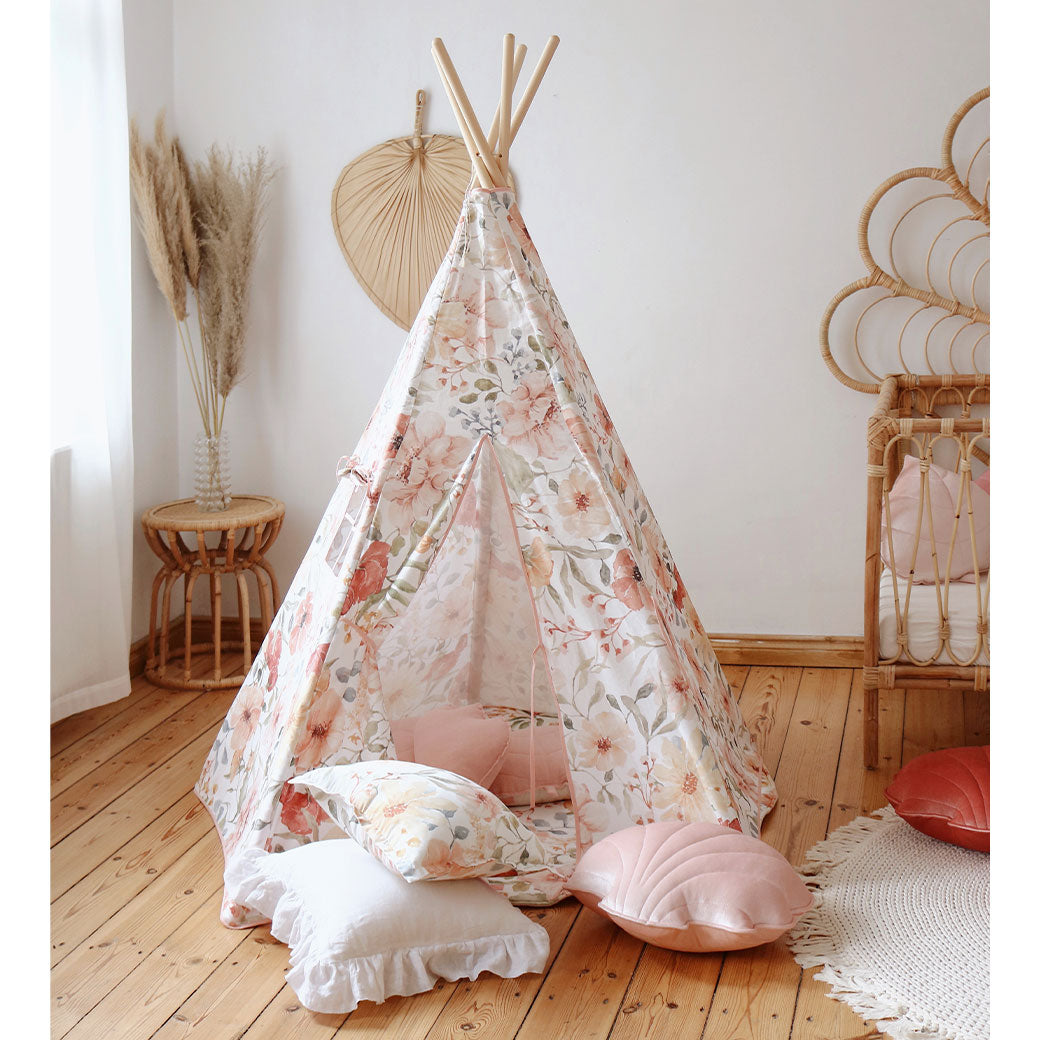 Teepee Tent with Pattern
