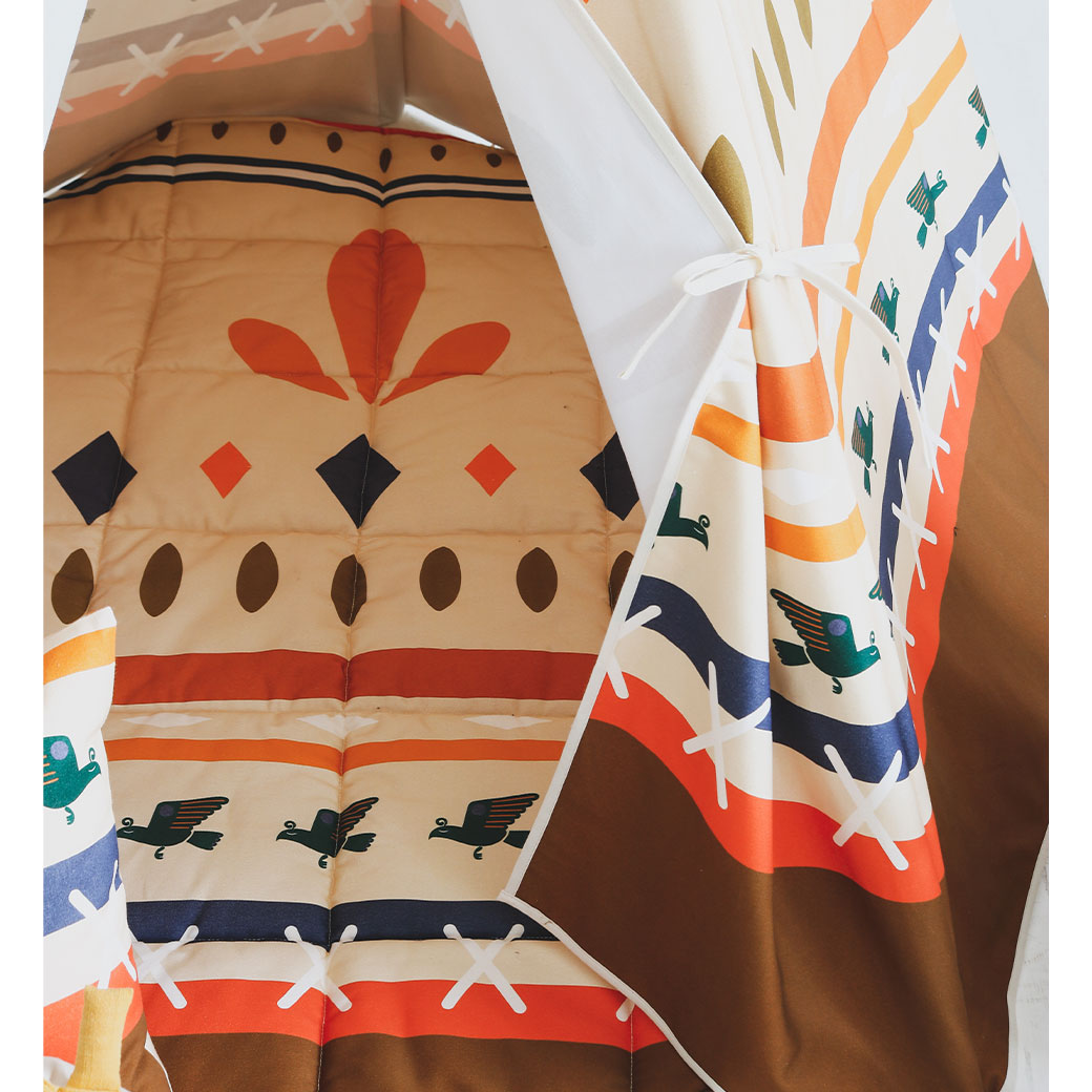 Teepee Tent with Pattern and Mat Set