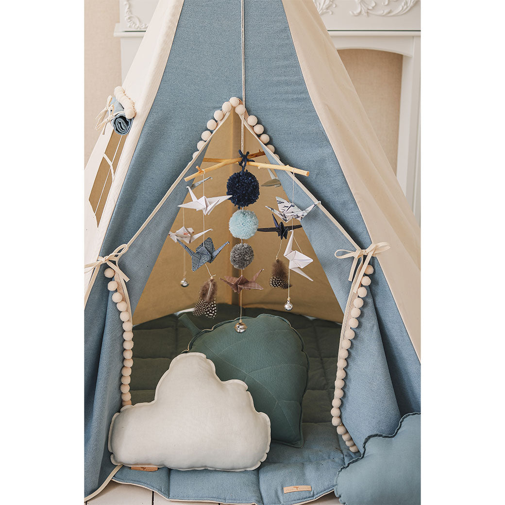 Teepee Tent with Pompoms