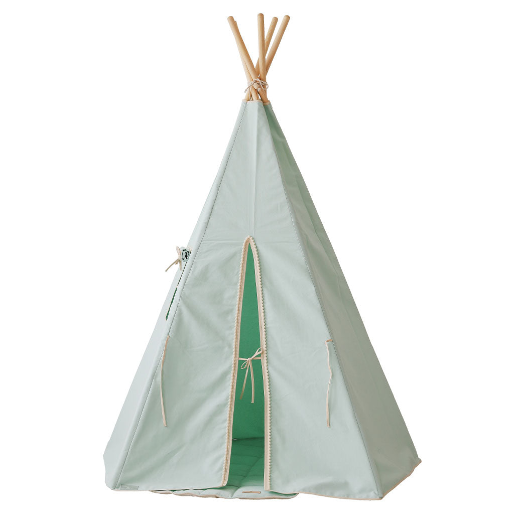 Teepee with Pompoms and Mat Set