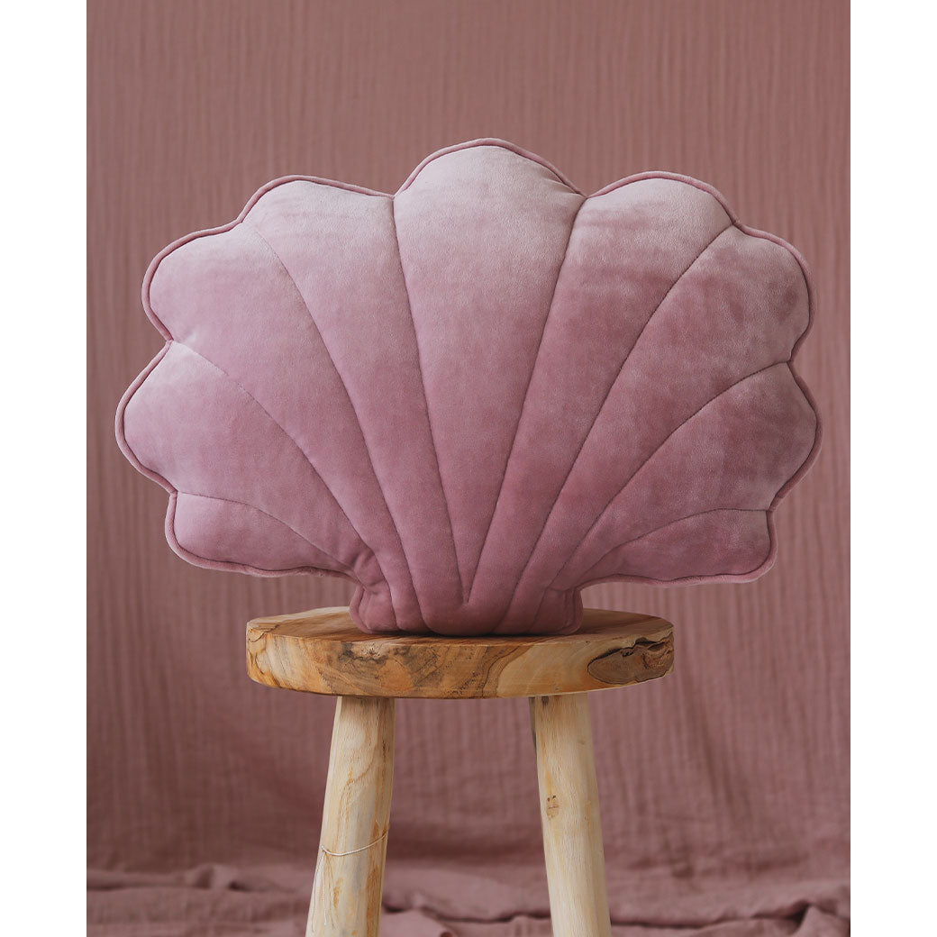 Velvet Shell Pillow